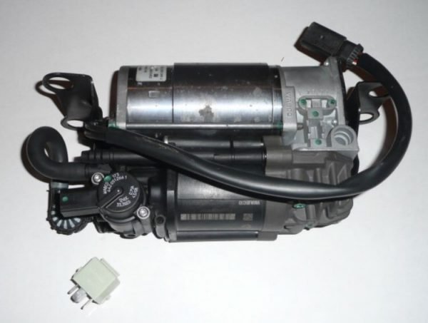 BMW X5 E53 Air Suspension Compressor w/2